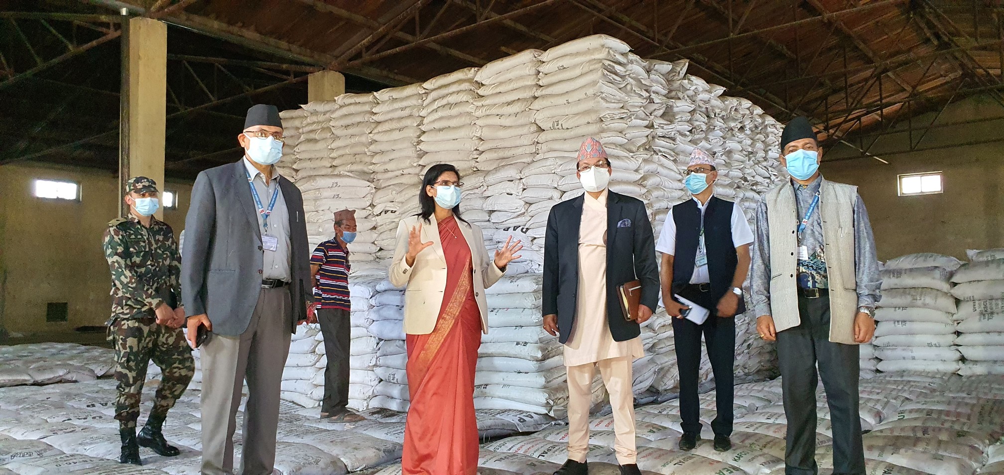 मलको अभाव छैन, ढुवानीमा देखिएको समस्या समाधान गरिसक्यौं : मन्त्री अर्याल