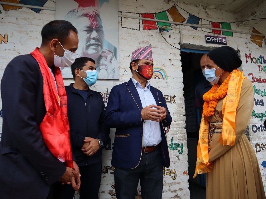 काठमाडौं म्यारियट होटेलद्धारा चक्र स्मृति पाठशालाका विद्यार्थीहरुलाई राहत प्रदान