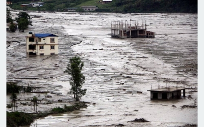 मेलम्चीको वहाव बढ्दै