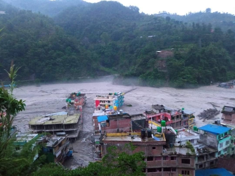 मेलम्चीको बहाव बढ्यो, सतर्क रहन आग्रह