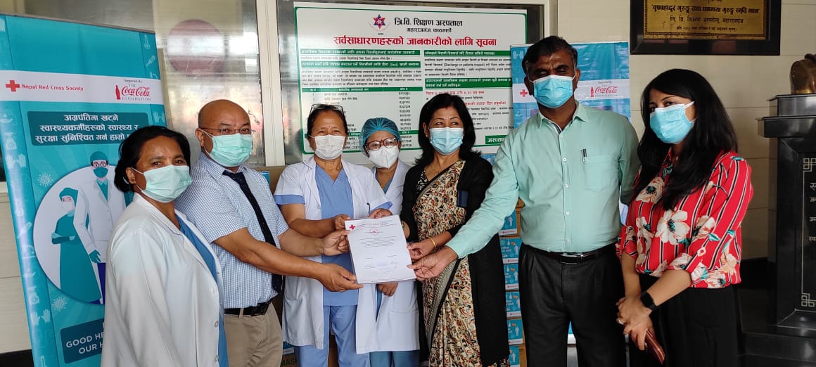 नेपाल रेडक्रस र कोका-कोला फाउन्डेशनले स्वास्थ्य क्षेत्र र खोप अभियानलाई सहयोग पुर्‍याउँदै