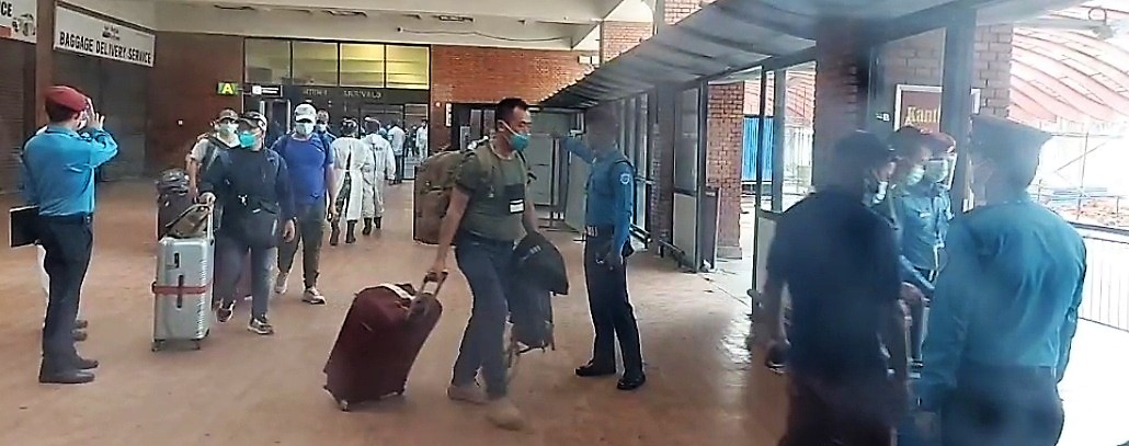 अफगानिस्तानबाट ११८ नेपालीलाई स्वदेश ल्याइयो