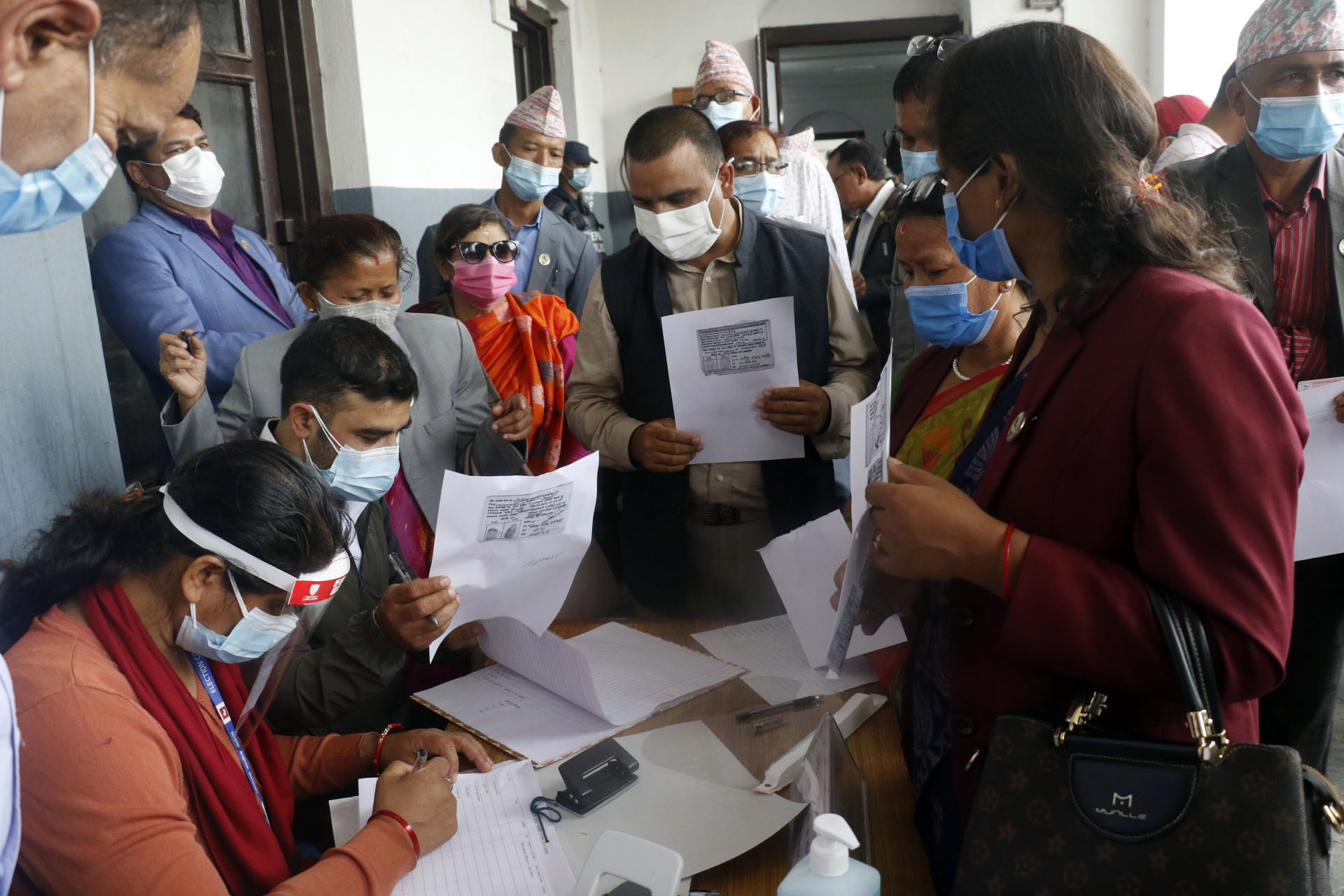 नेकपा (एकीकृत समाजवादी) दर्ता गर्न ५५ केन्द्रीय सदस्यले गर्नुभयो सनाखत