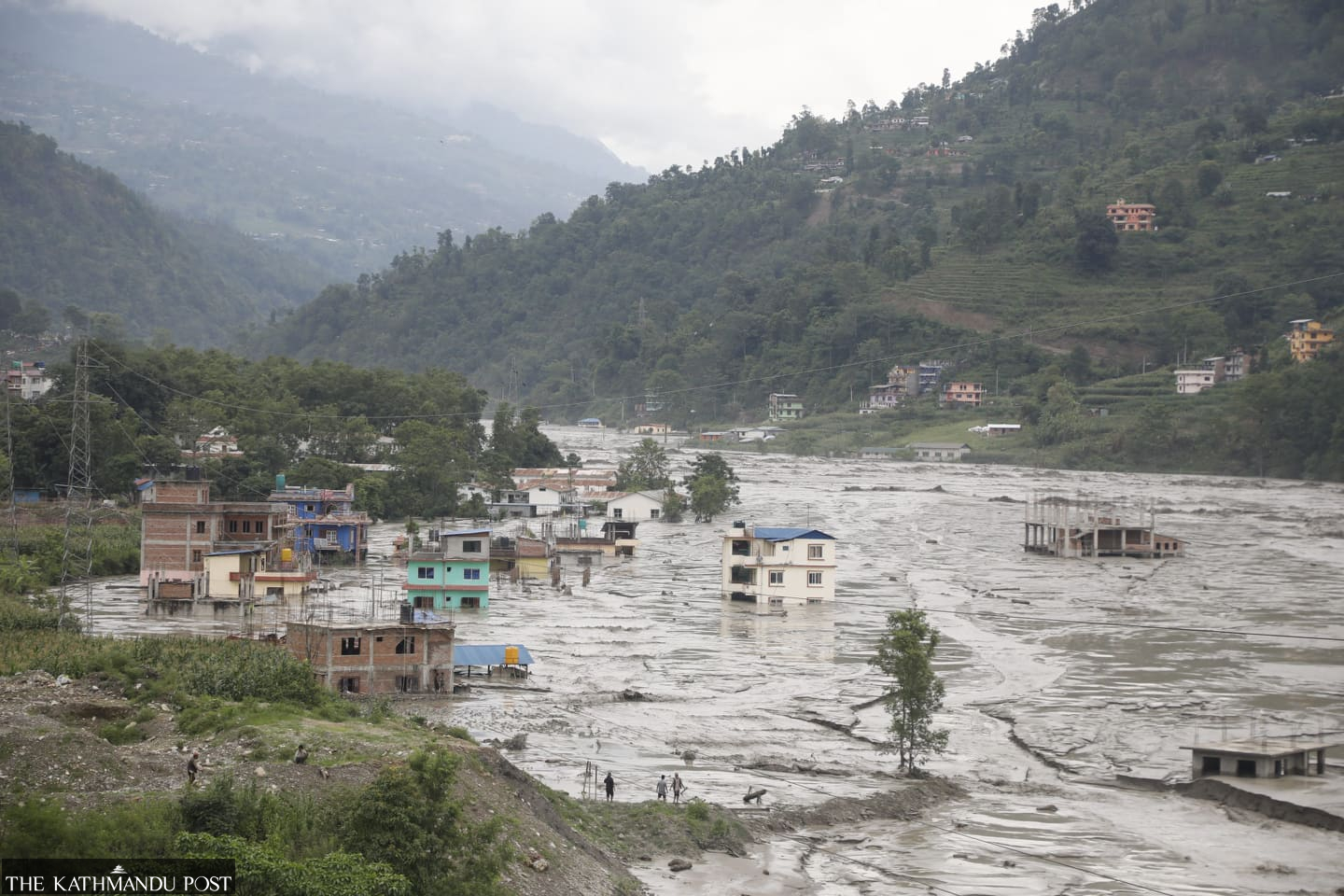 मेलम्ची बाढी प्रभावितलाई रु १० लाख सहयोग