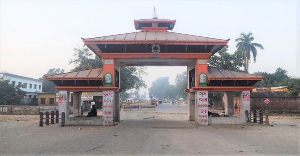 सर्लाहीका आठवटै सीमानाका खुला