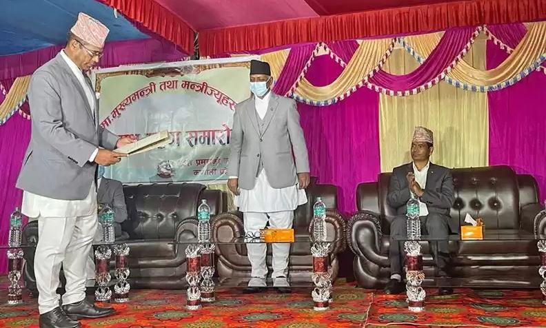 कर्णालीका नवनियुक्त मुख्यमन्त्री शाहीद्वारा शपथ ग्रहण