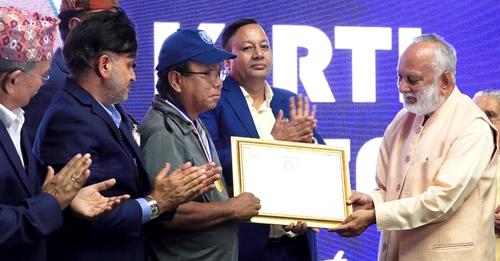 महावीर पुनलाई एक करोड रुपैयाँ धनराशीको ‘भवन कीर्ति रत्न पुरस्कार’