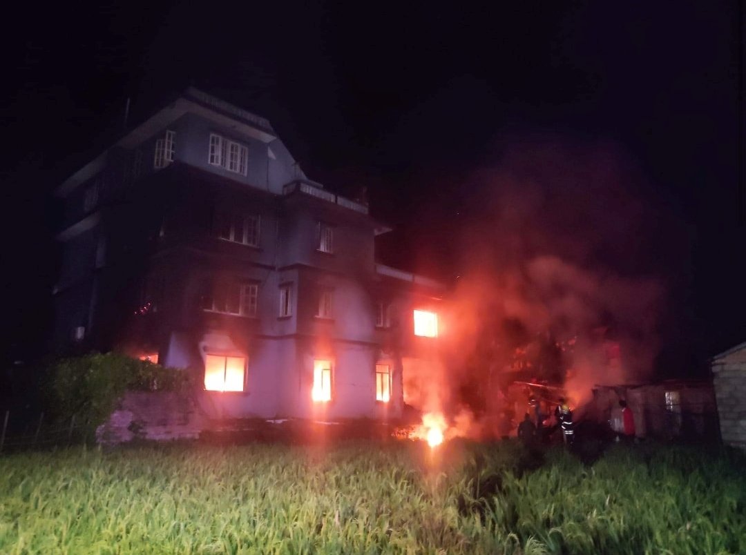 काठमाडौंको कपनमा भीषण आगलागी, दुई जनाको मृत्यु
