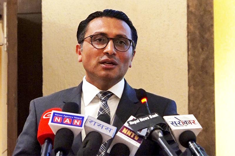 यस्तो अवस्थामा देश सिङ्गापुर र स्विट्जरल्यान्ड बन्न सक्दैन : स्वर्णिम वाग्ले