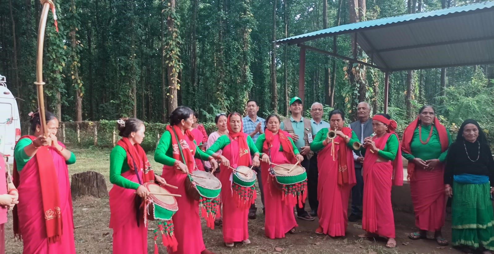 आमा समूहलाई नौमती बाजा बजाउन भ्याइनभ्याइ