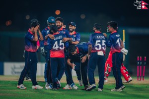 ओमानलाई ३८ रनले पराजित गर्दै नेपाल टी–२० विश्वकप छनोटको उपाधि नजिक