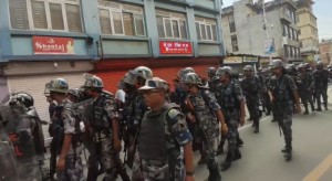 काठमाडौंको चक्रपथ क्षेत्रभित्र भित्र बिहानैदेखि अनिश्चितकालीन कर्फ्यू