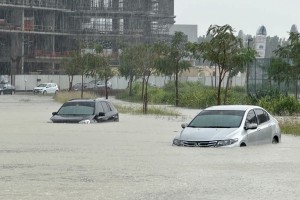 दुबईमा पुनः भारी वर्षा, उडानहरू रद्द, विद्यालय तथा कार्यालय बन्द