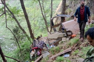 भारतको उत्तराखण्ड क्षेत्रमा हेलिकप्टर दुर्घटना, छ जनाको मृत्यु