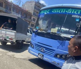 भक्तपुरमा बसले ठक्कर दिँदा एक महिलाको मृत्यु