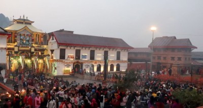 पशुपतिनाथमा भक्तजनको भीड, व्यवस्थित रूपमा दर्शन गर्न सकिने