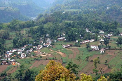 विकास थपिँदैछ तर गाँउ भने क्रमशः रित्तिँदै छ