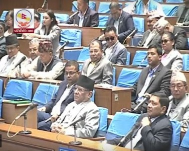 झण्डै एक महिनादेखि अवरुद्ध प्रतिनिधिसभा बैठक आजदेखि खुल्यो (LIVE)