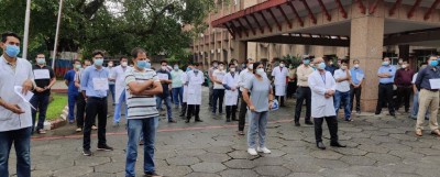 बिपी प्रतिष्ठानका ५५ चिकित्सकहरू आन्दोलन गर्न काठमाडौंमा 