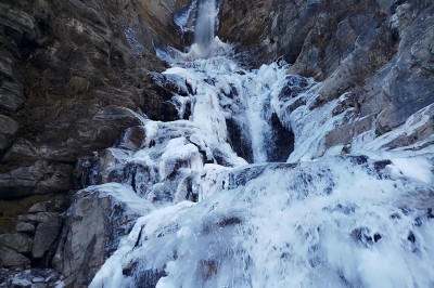 माइनस १६ देखि १८ डिग्री सेल्सियस पुग्यो मनाङको तापक्रम