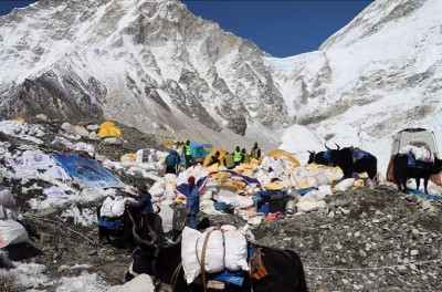 आरोहणको ७२ वर्षपछि सेनाद्वारा अन्नपूर्ण हिमालबाट ३६०० किलोग्राम फोहर सङ्कलन