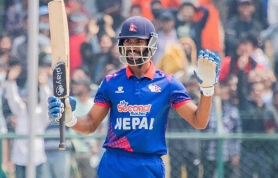 एसिया कप क्रिकेट : नेपालका ओपनर आसिफ शेखले ९३ बलमा ७ चौका प्रहार गर्दै ५८ रनमा भए क्याच आउट