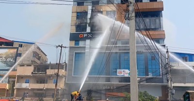 इटहरी सेन्टर प्लाजा आगलागी अपडेट : ११ जनाको उद्धार