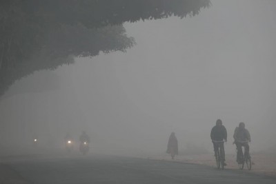 हुस्सु र कुहिरो लागेपछि बाँके लगायत पश्चिम तराईमा चिसो बढ्यो