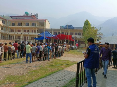 चितवन क्षेत्र नं २ मा ६२ प्रतिशत मत खस्यो
