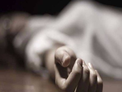 विद्यालयमा नृत्य गर्ने क्रममा बेहोस भएकी विद्यार्थीको मृत्यु