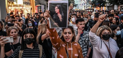 इरानको सरकार विरोधी प्रदर्शनमा संलग्न भएको आरोपमा पक्राउ परेका २२ हजार व्यक्तिलाई माफी
