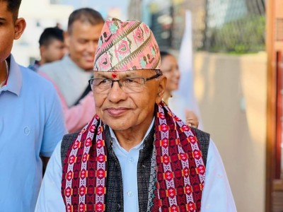 लुम्बिनी प्रदेशका मुख्यमन्त्रीले आज पद तथा गोपनीयताको शपथ लिदै