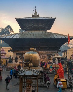 जलहरी जाँच्न अख्तियारको टोली पशुपतिनाथ पुग्यो
