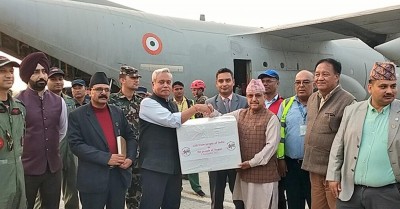 भारतद्वारा १० करोड रुपैयाँ बराबरको ११ टन आपत्कालीन राहत सामग्री हस्तान्तरण