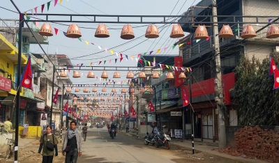 सौराहाको सडकमा शुरू भयो ३ दिने फुड फेस्टिवल