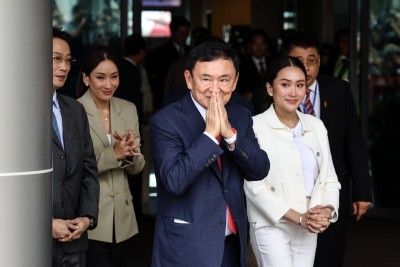 १५ वर्षपछि स्वदेश फर्किए थाइल्यान्डका पूर्वप्रधानमन्त्री थाक्सिन सिनावात्रा