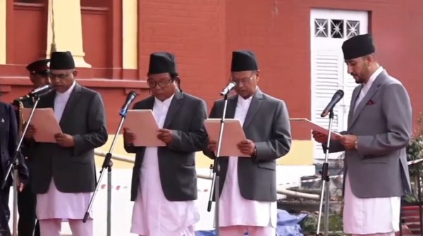 नवनियुक्त चार मन्त्रीहरूले लिए शपथग्रहण