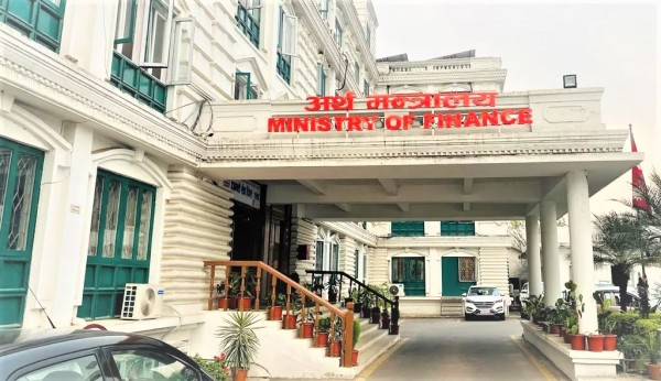 छ महिनामा छ खर्ब ६७ अर्ब ६० करोड खर्च