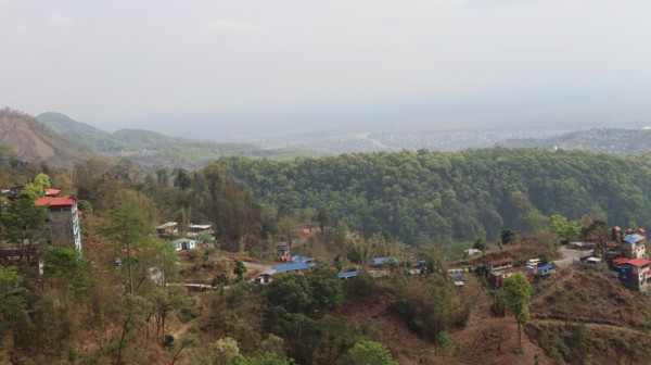 होटल र पार्कले भरिँदै धरान आसपासका डाँडापाखा