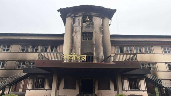 प्रतिनिधिसभा विघटन विरुद्ध सर्वोच्च अदालतमा रिट दायर