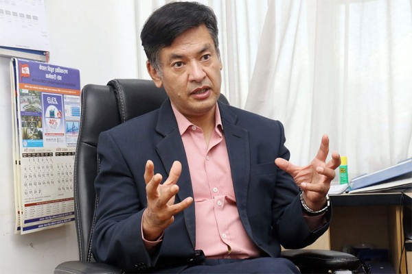 हितेन्द्र देव शाक्यको रिटमा कारण देखाउ आदेश