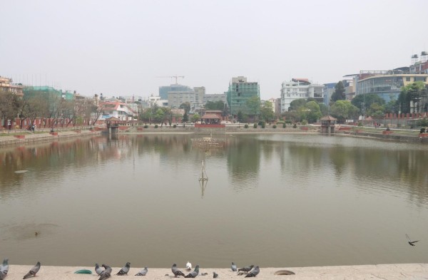 कमलपोखरी पुनः भरण गरी पानीको सतह यथावत् राख्न निर्देशन