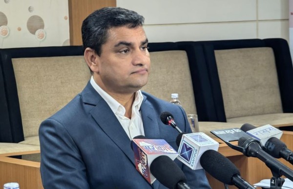 जन्मना साथ शिशुका थप चार परीक्षण गरिने