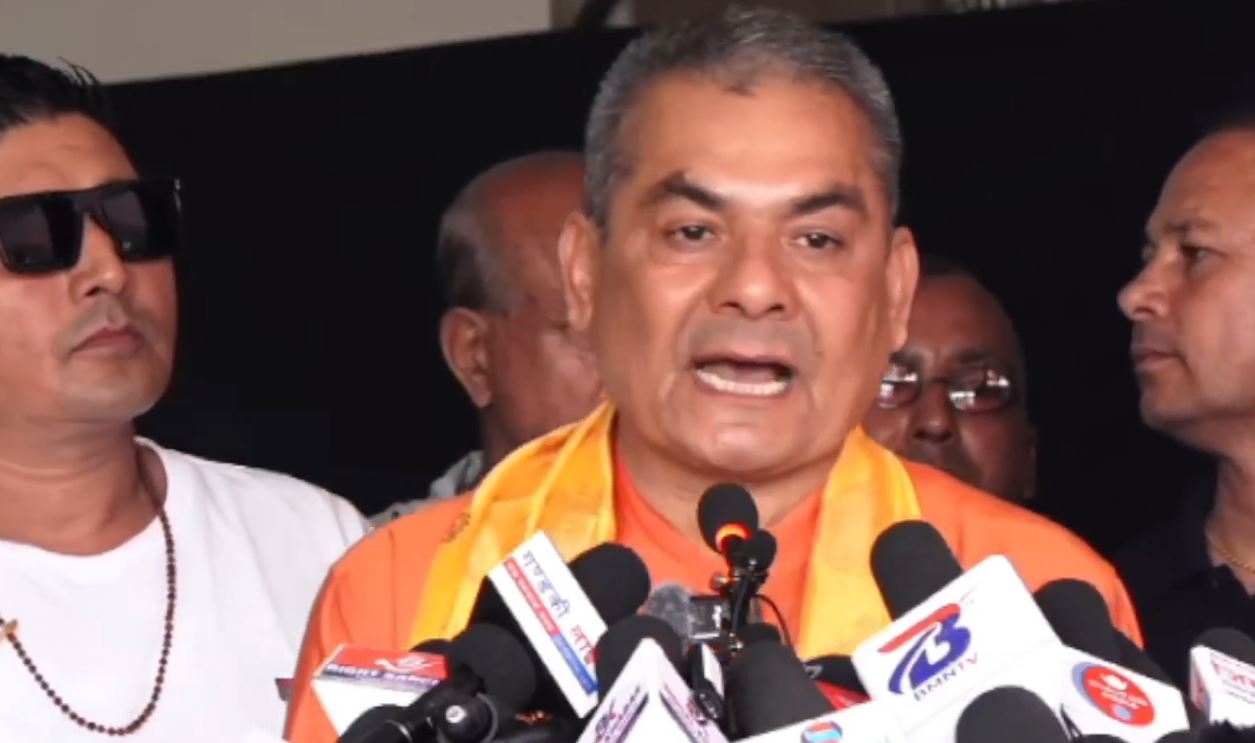 दुर्गा प्रसाईंले गरे राजनीतिक दल खोल्ने घोषणा