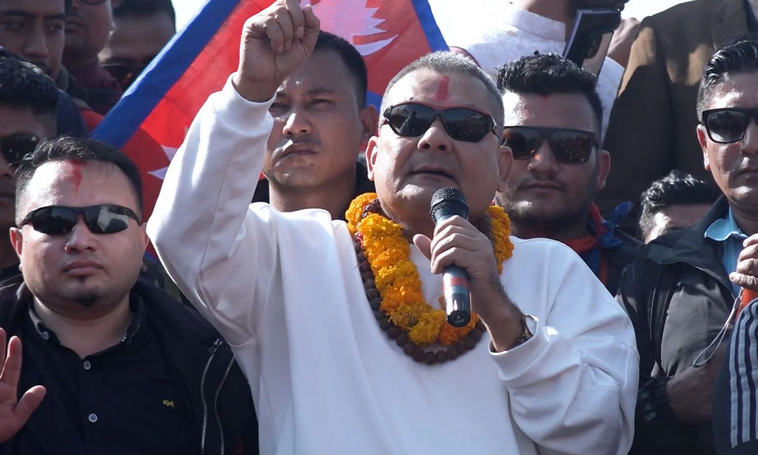 राजावादी आन्दोलनको नेतृत्व दुर्गा प्रसाईँले गर्दै