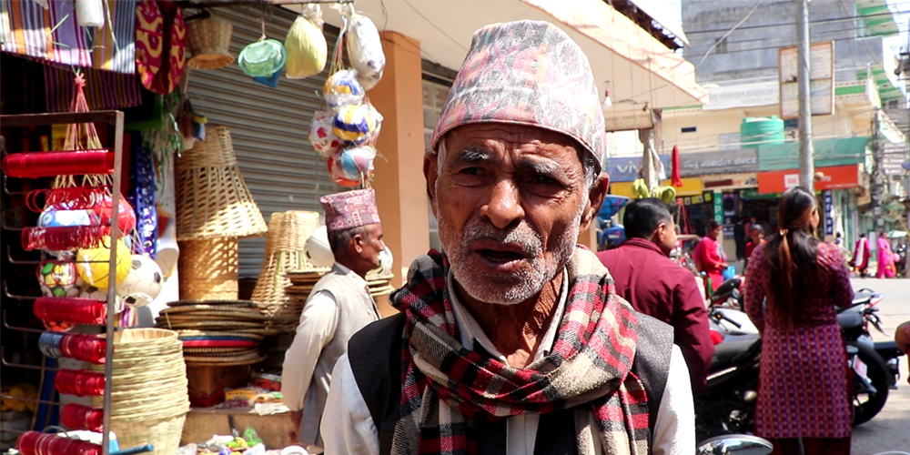 सहारा खोजेका ७५ वर्षीय जानकीलाल फसे बिहेको हनी ट्रयापमा, १ लाख धरौटीमा छुटिन् कमला