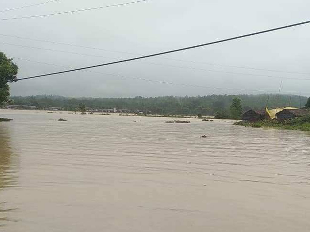 कर्णाली नदी बस्तीमा पस्ने जोखिम, उच्च सतर्कता अपनाउन आग्रह