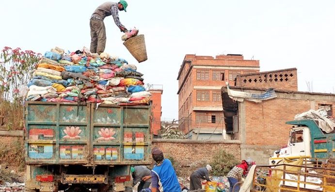 काठमाडौँ महानगरपालिकाले सुरू गरेको स्रोतमै फोहोर वर्गीकरण गर्ने कार्य तत्कालका लागि स्थगित