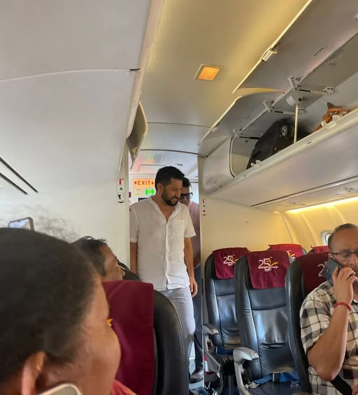 रवि लामिछानेलाई बुद्ध एयरबाट काठमाडौं ल्याईदै