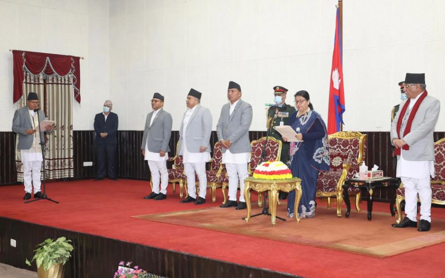 नवनिर्वाचित सभामुख घिमिरेले लिए शपथ